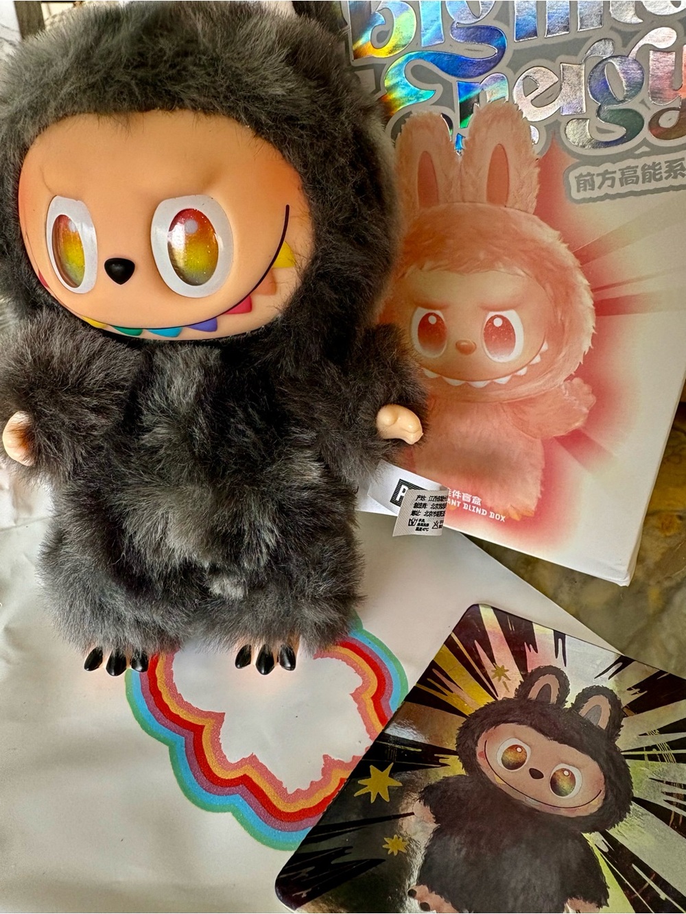 ULTRA RARE Big Into Energy Labubu HIDDEN Rainbow smile eyes BLACK GREY BAG CHARM